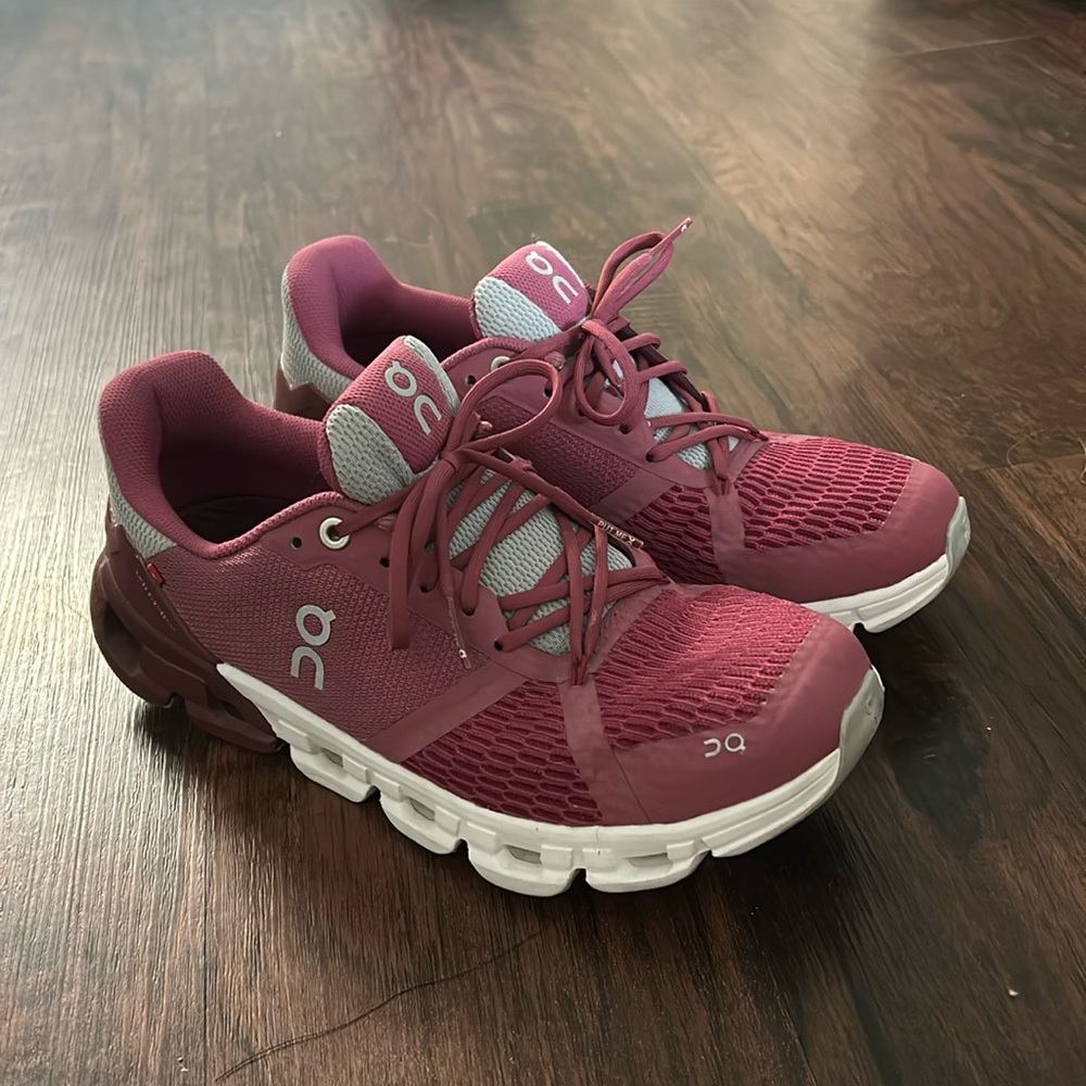 Used, but in great shape, On Running Cloudflyer in Magenta/Mulberry